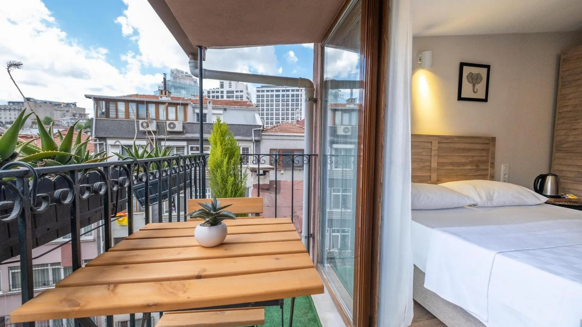 The Worbes Hotel Istanbul Apartment